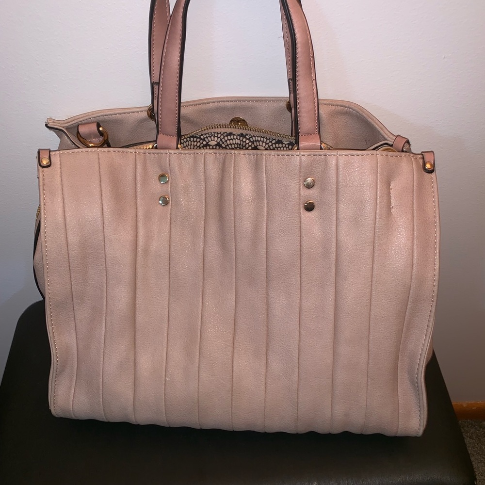 Purses - Picture 2 of 3